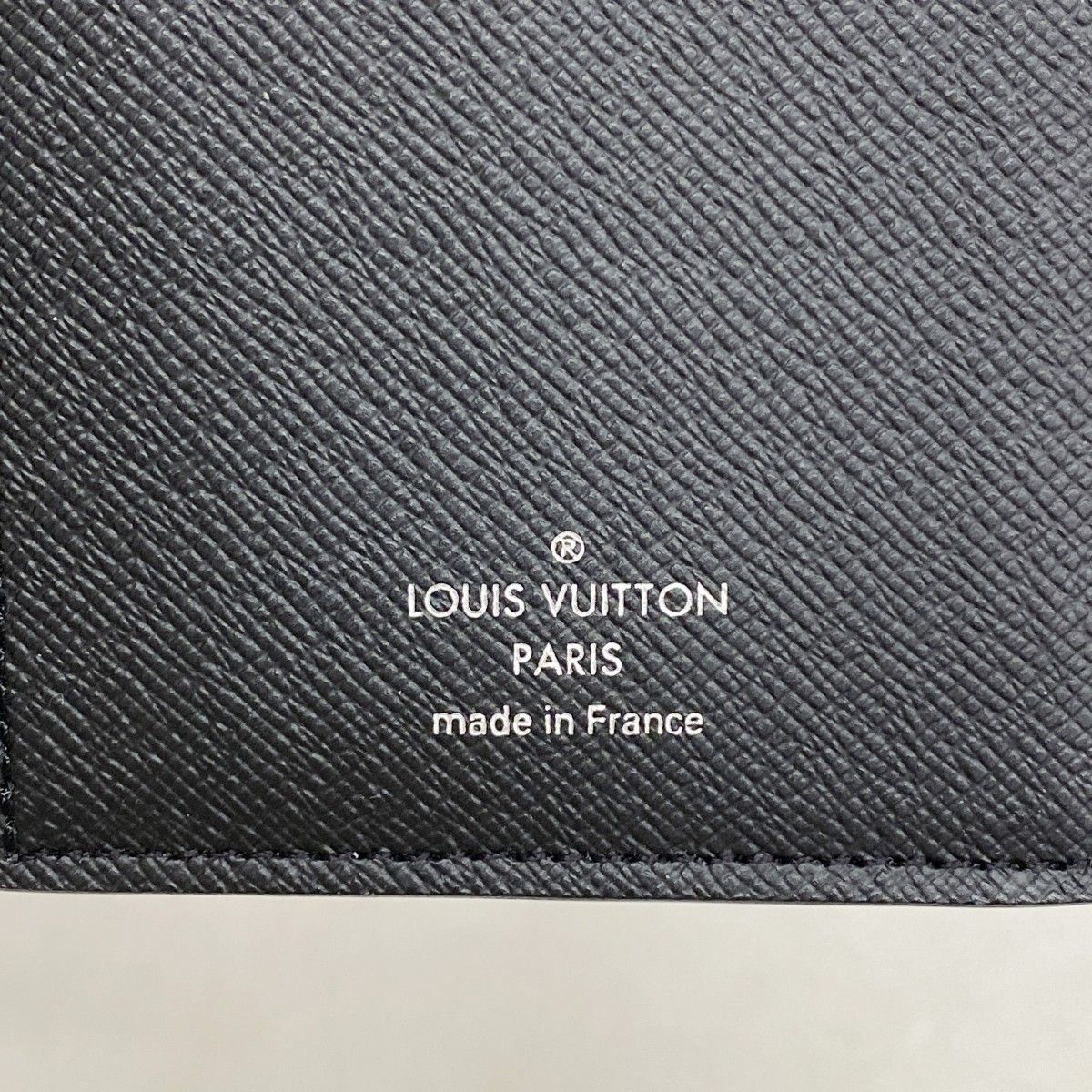 美品✨ ルイヴィトン タイガ 長財布 ポルトフォイユ ブラザ M30285 楽天市場】ルイヴィトン 長財布 Louis Vuitton タイガ