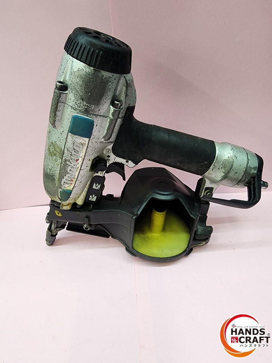 【中古】マキタ　常圧釘打機　50ｍｍ下地用　AN504　ケース、オイル付き【ハンズクラフト熊本けやき通り店】【店頭取引限定】 中古】マキタ 常圧釘打機 50mm下地用 AN504 ケース、オイル付き