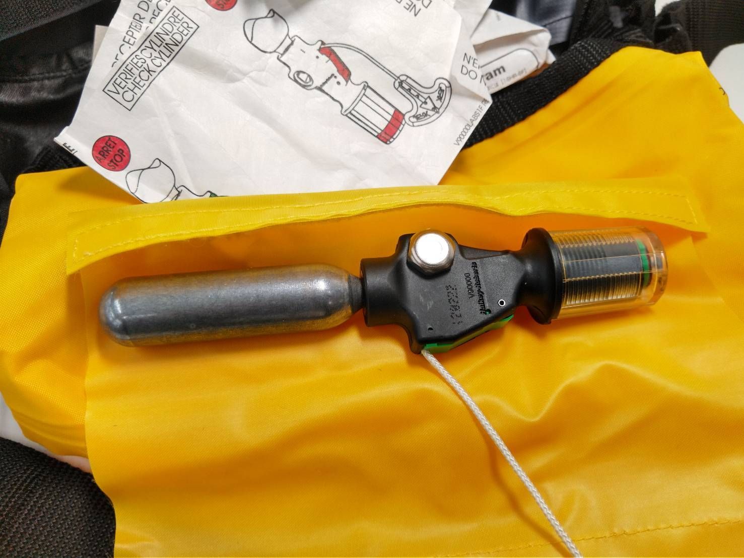 リップルフィッシャー 自動膨張式ライフジャケット ウエストベルト