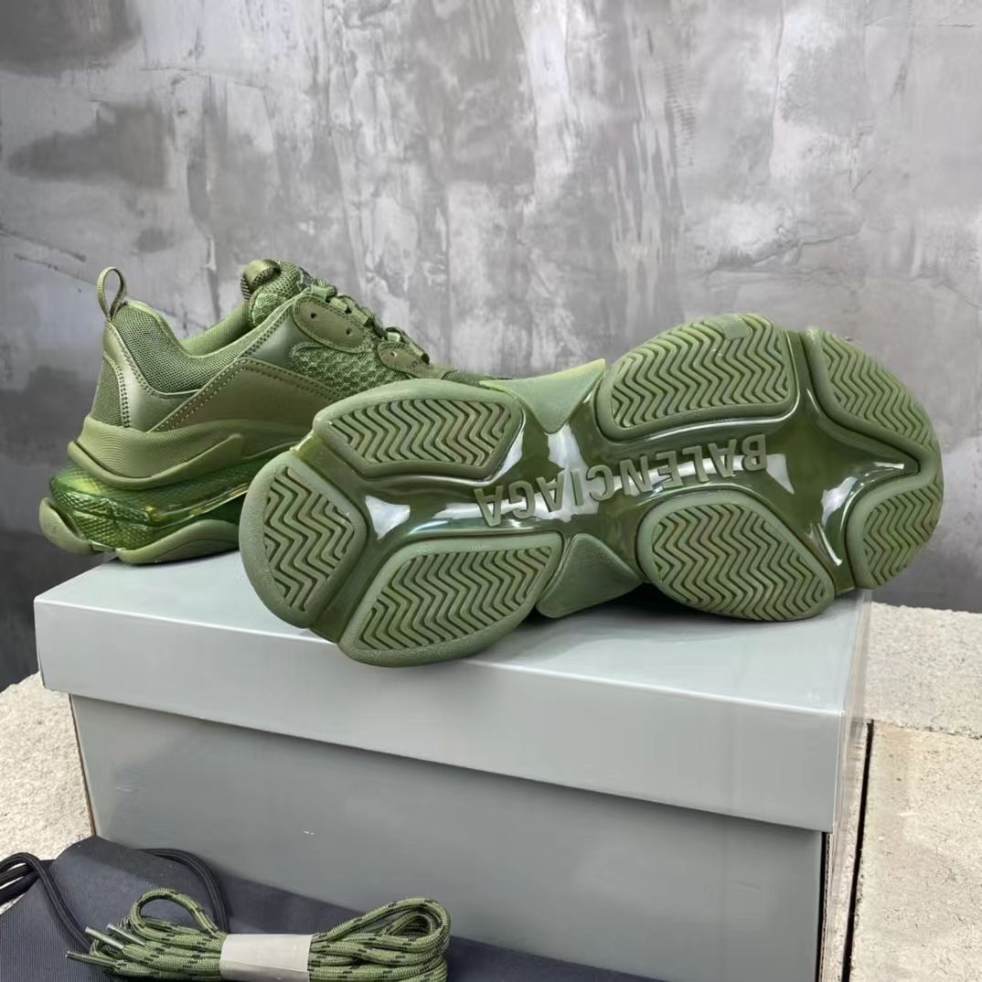 BALENCIAGA TRIPLE S CLEAR SOLE DARK GREEN