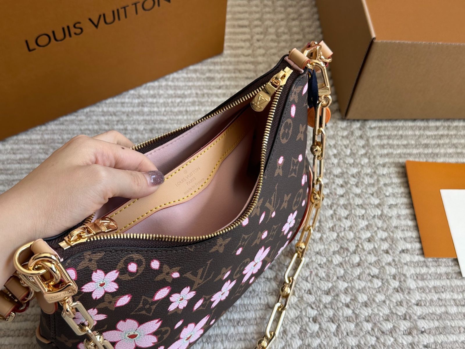 【可愛さ際立つ】Louis Vuitton×村上隆 サンセットバッグ ☆村上隆コラボ☆【Louis Vuitton】LV × TM サンセット (Louis