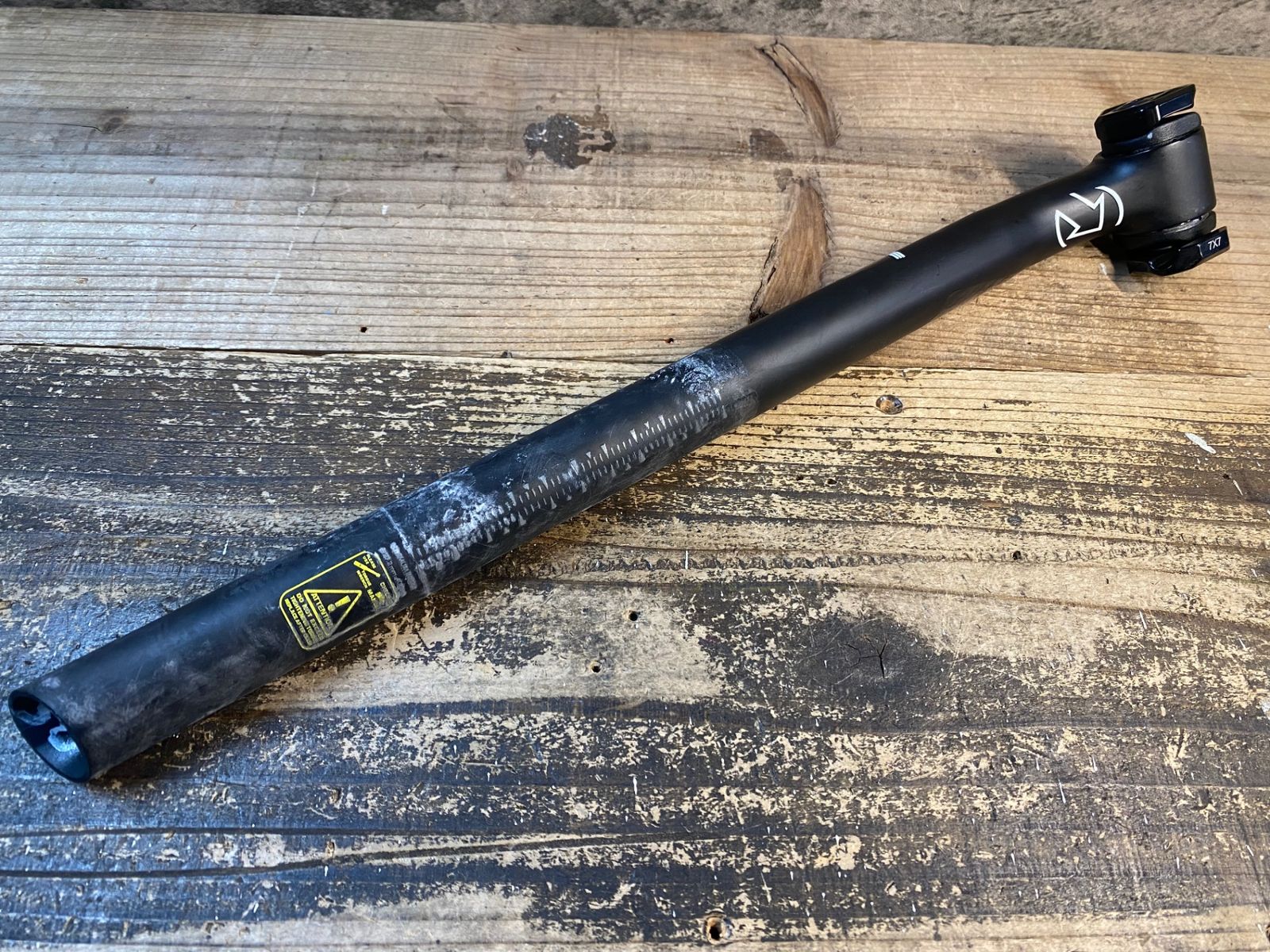 SHIMANO PRO VIBE AERO CARBON COMPACT 400 Shimano PRO Vibe Carbon