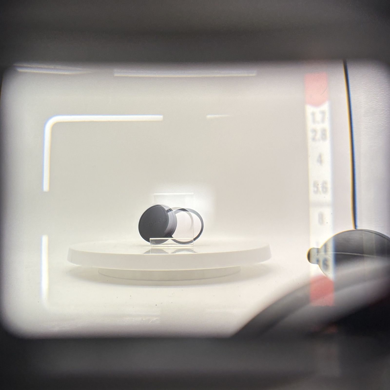 コンパクトフィルムカメラ