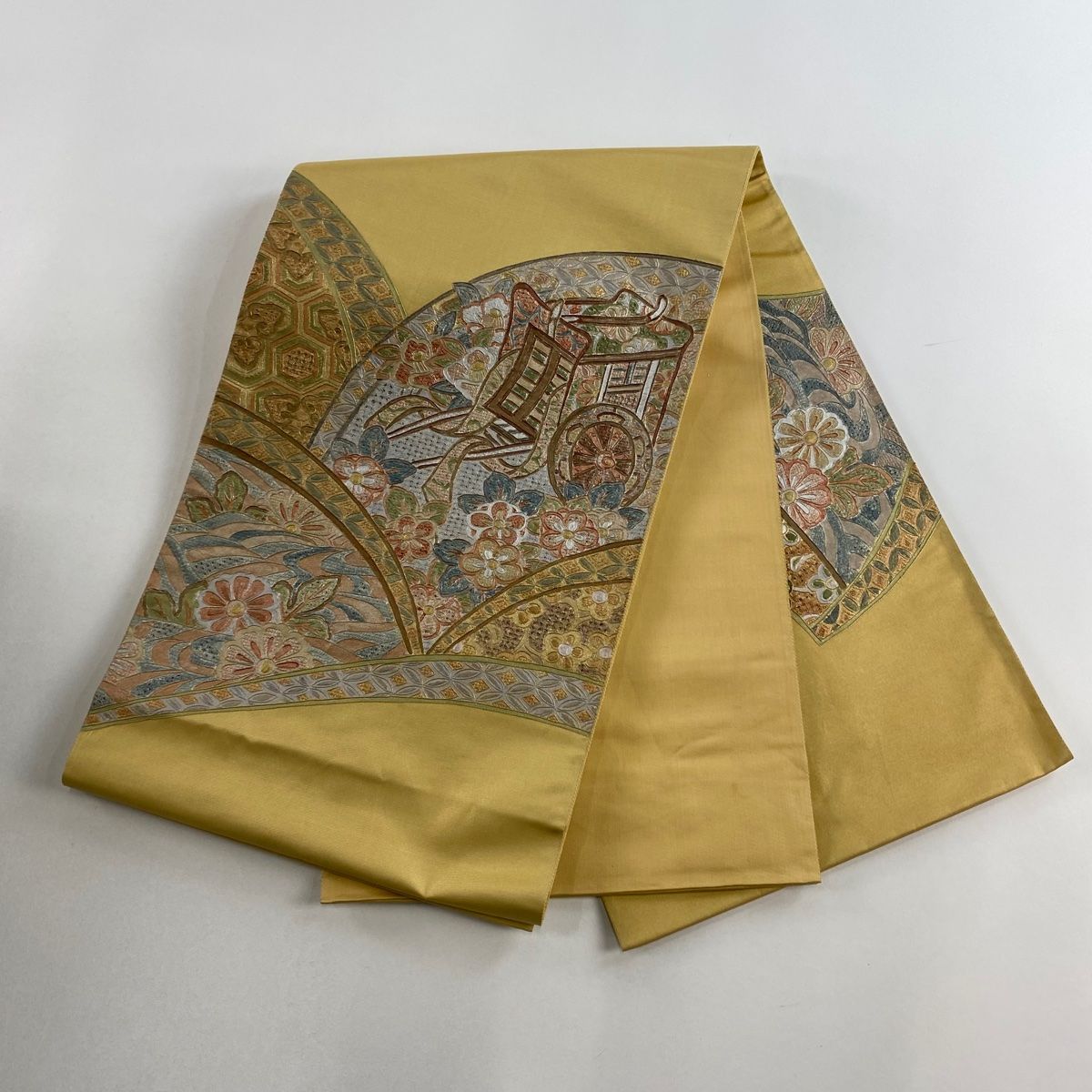 袋帯 逸品 お太鼓柄 正絹 【中古】