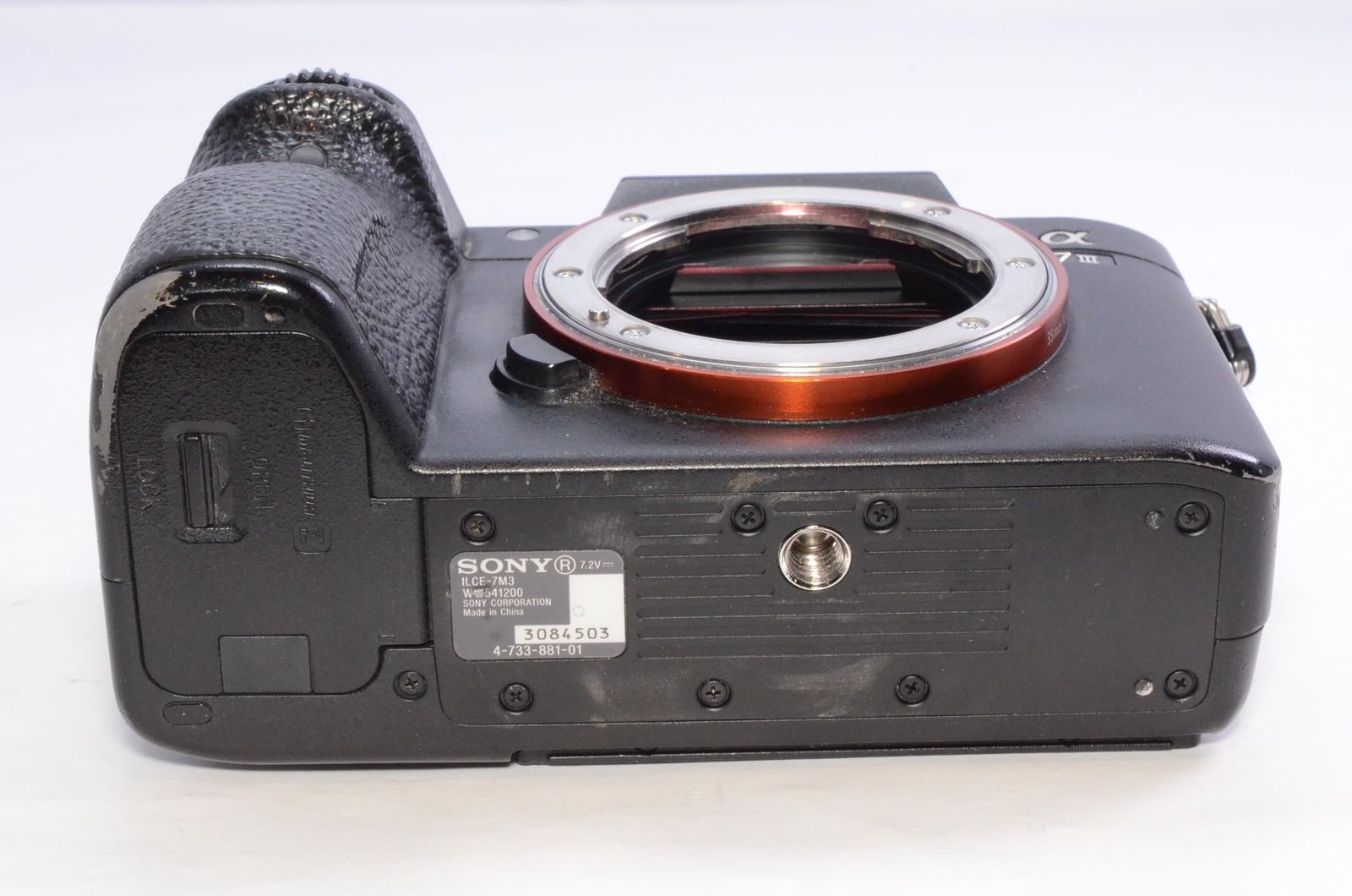 α7?V