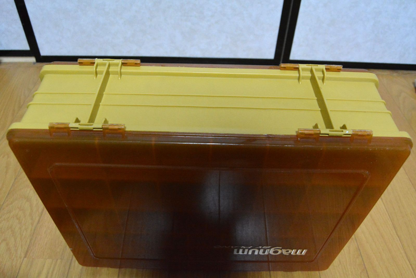 タックルボックス 仕切板も全て揃っています