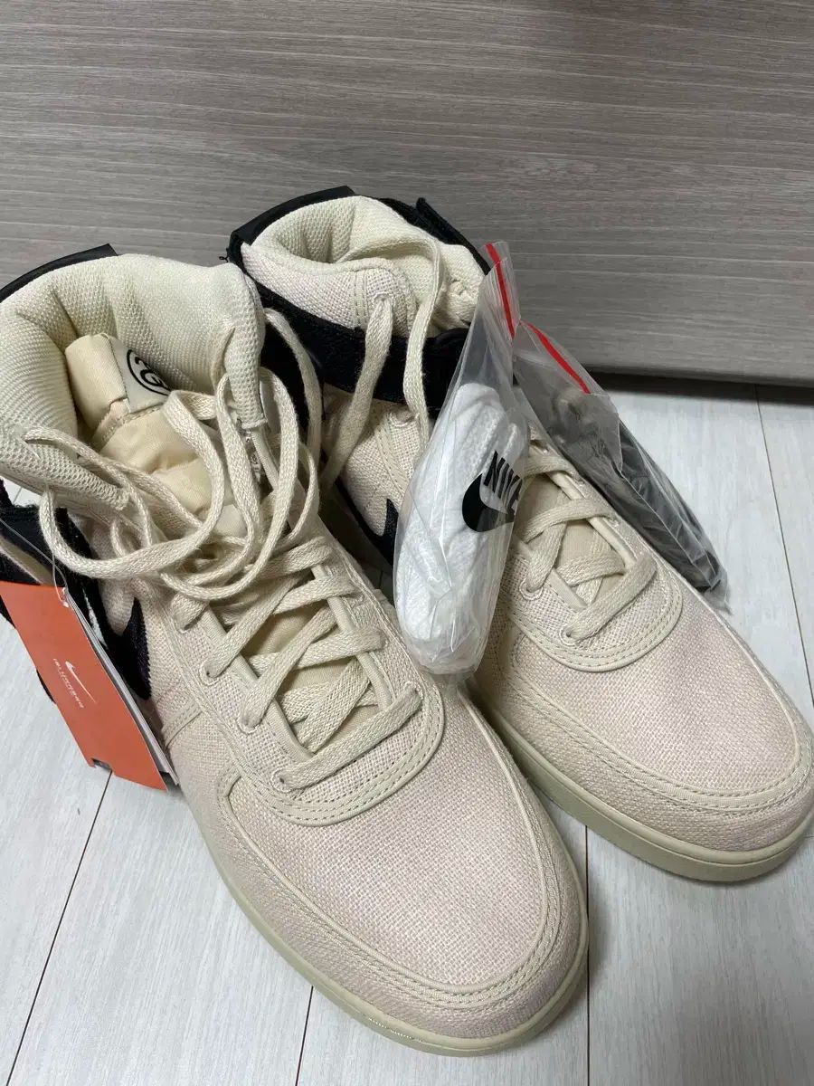 STUSSY ステューシー NIKE ナイキ バンダル ハイ
