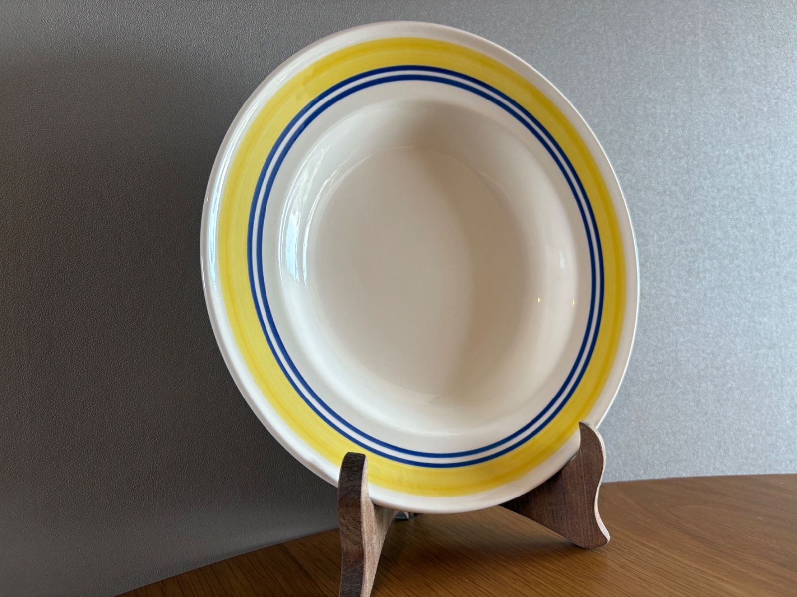 国産の古いスープ皿 カレー皿 Mikasa ミカサ アンティーク皿 昭和レトロ