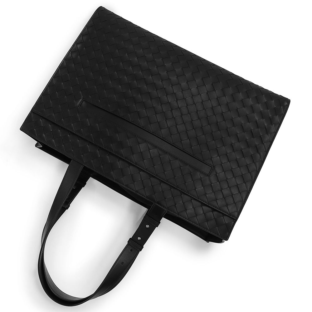 美品　ボッテガヴェネタ　イントレチャート　メタリック ハンド　トート BOTTEGA VENETA ボッテガヴェネタ イントレチャート カバMM