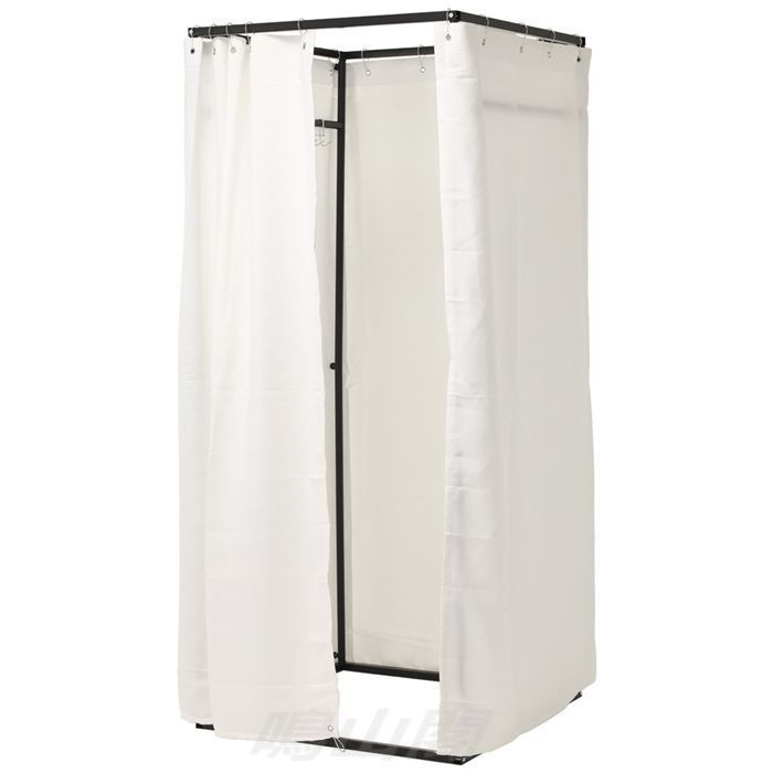 フィッティングルーム 室