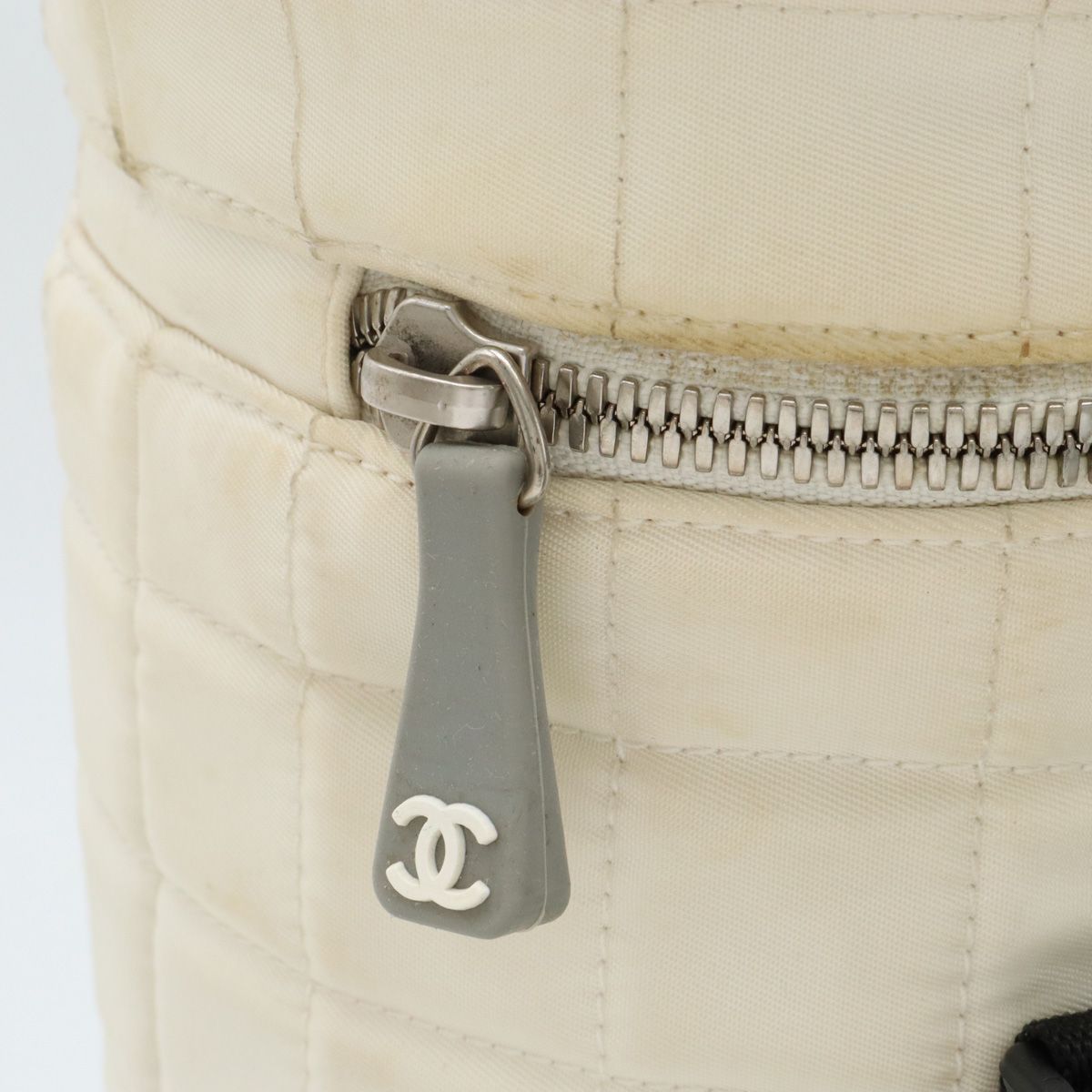 希少】CHANEL シャネル スポーツライン ココマーク 筒型 水筒ケース