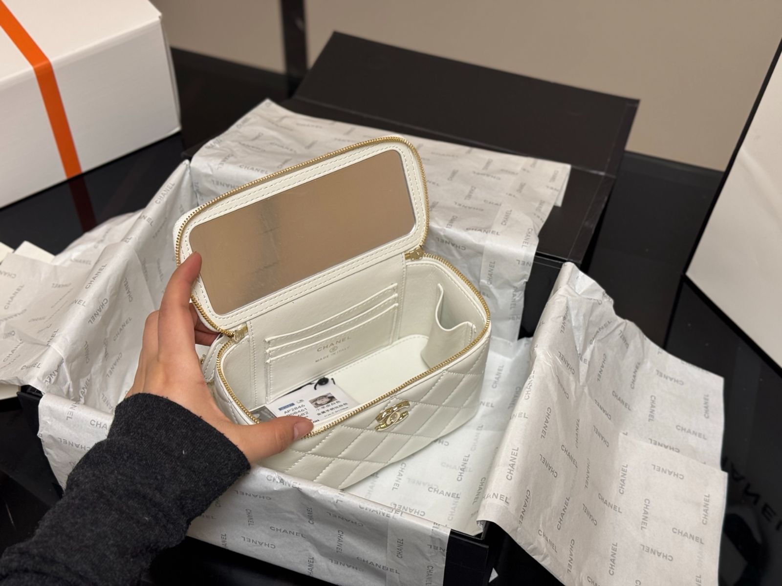 CHANEL 小型化粧箱 楽天市場】【単品購入可】□CHANEL シャネル 専用箱 □縦：7.5cm