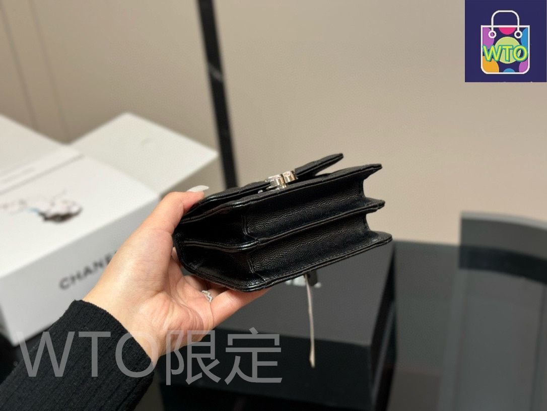本日限定特価】シャネル エナメルハンドル ミニバッグ/コイン