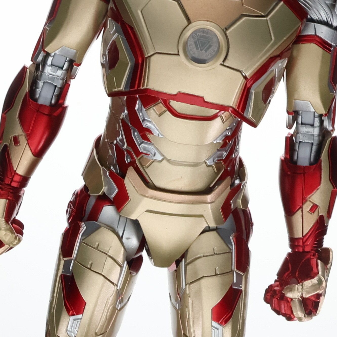 DLX Iron Man Mark 42(DLX アイアンマン・マーク42) Marvel Studios