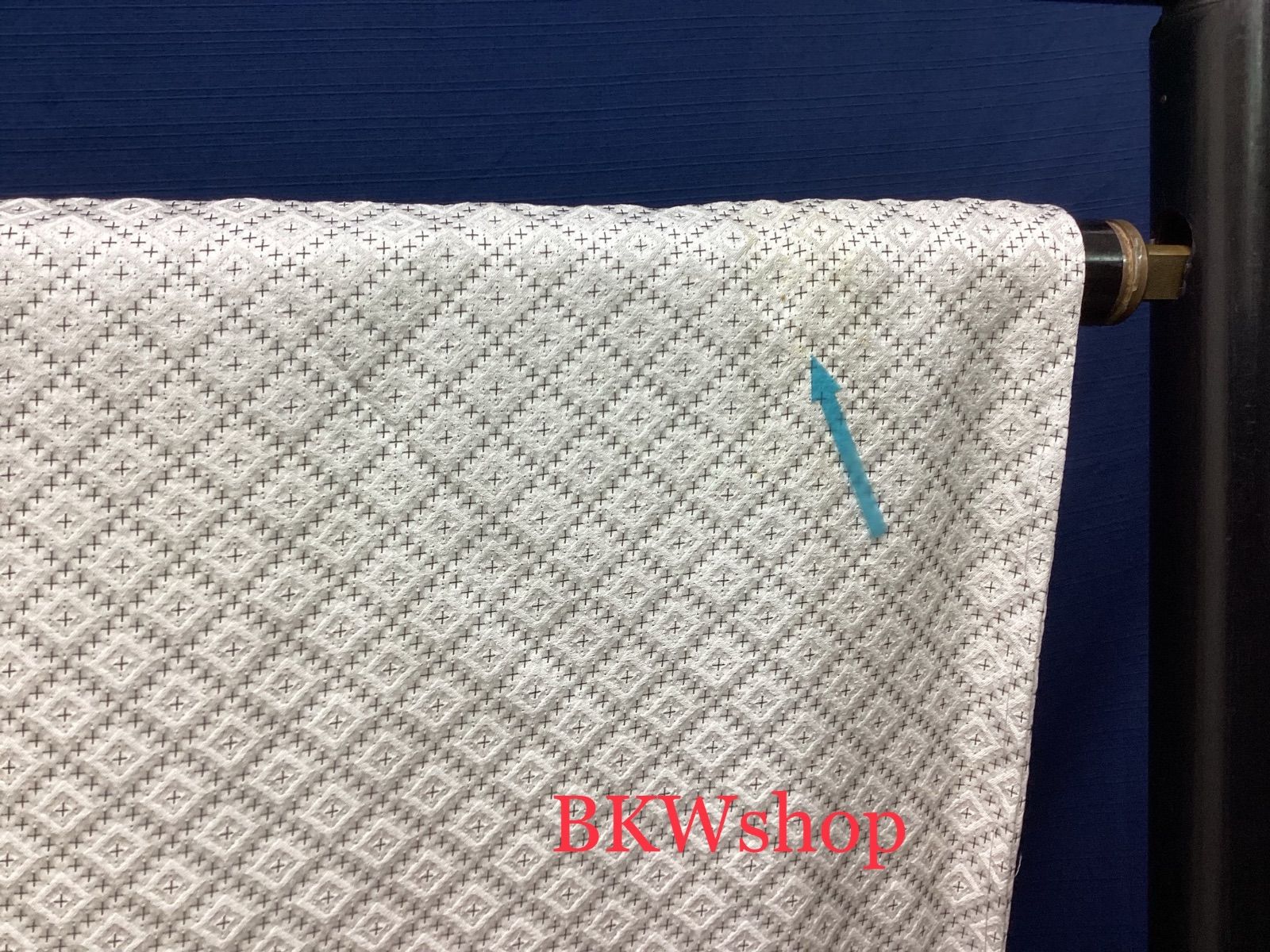  現品限り 正絹 白 羽織 着物 刺子生地 2.30寸 163 cm～ 2点セット 丸に違い鷹の羽 紋付 成人式 結婚式 新郎様 仲人 男着物 催事 式典 お祭り 刺し子模様 着物セット 着物 浴衣