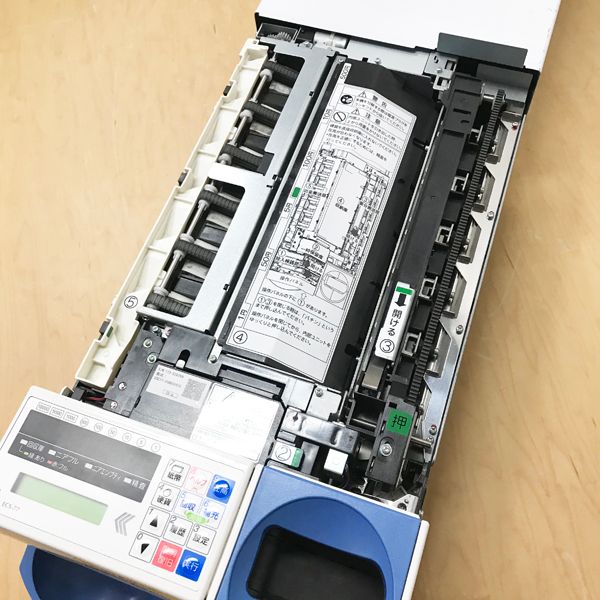 富士電機 ※新500円硬貨非対応 後側ヘコミあり 富士電機 自動釣銭 富士電機 ※新500円硬貨非対応 後側ヘコミあり 富士電機 自動釣銭