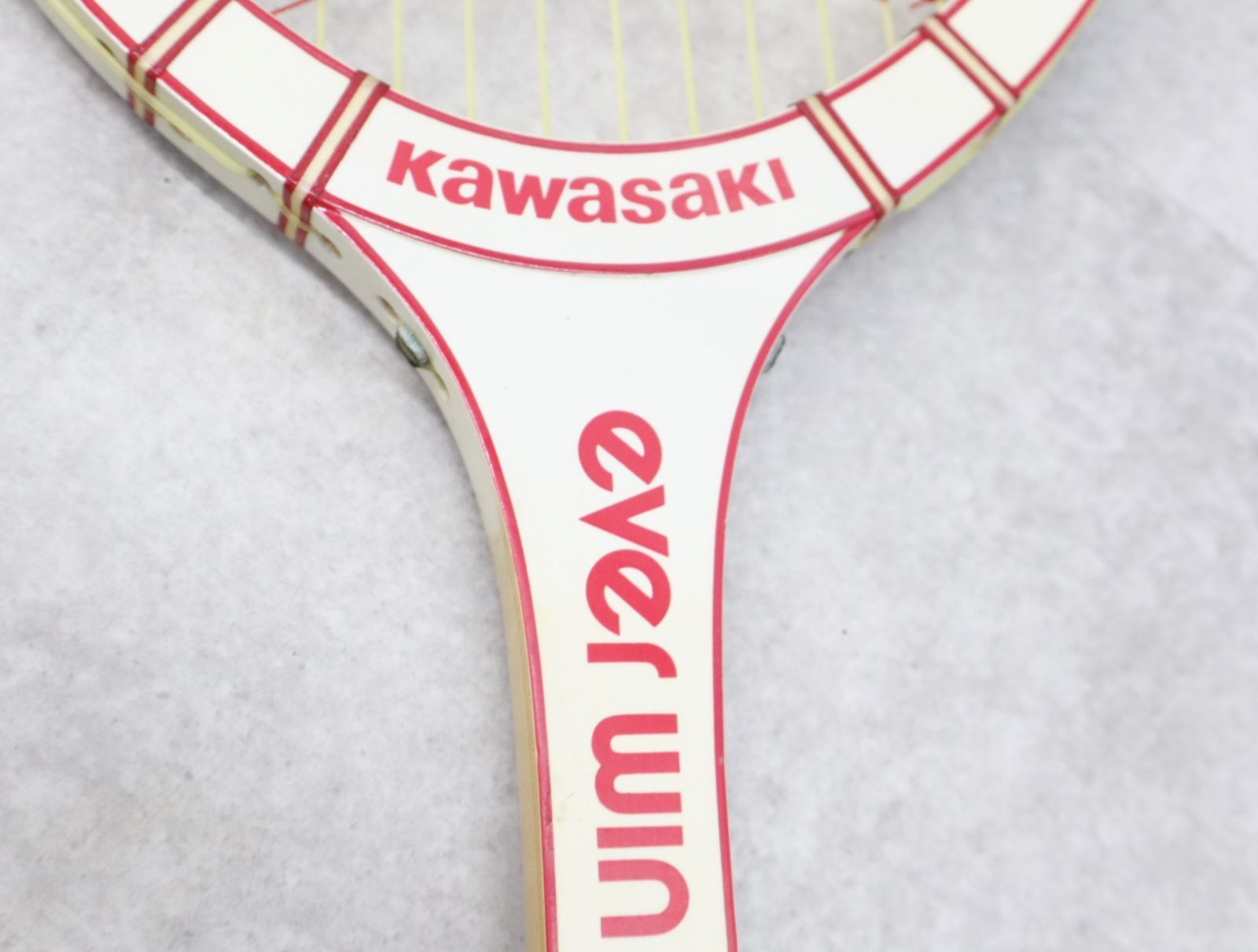 △スポーツ用品 木製 ビンテージ｜テニスラケット｜KAWASAKI EVER WIN LIGHT-3 4 3/8｜エバーウィン カバー付き □O9991  - メルカリ