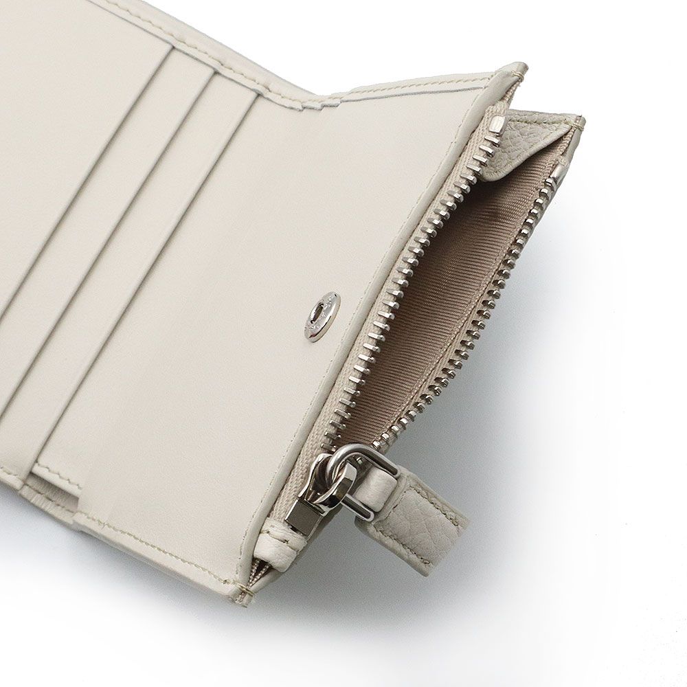 PRADA プラダ サフィアーノ 三角 トライアングルロゴ シルバー☆ 極 美