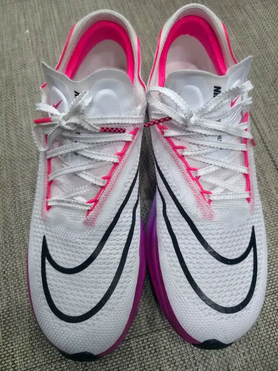 NIKE ナイキ ズーム フライ 5 ランニングシューズ 270