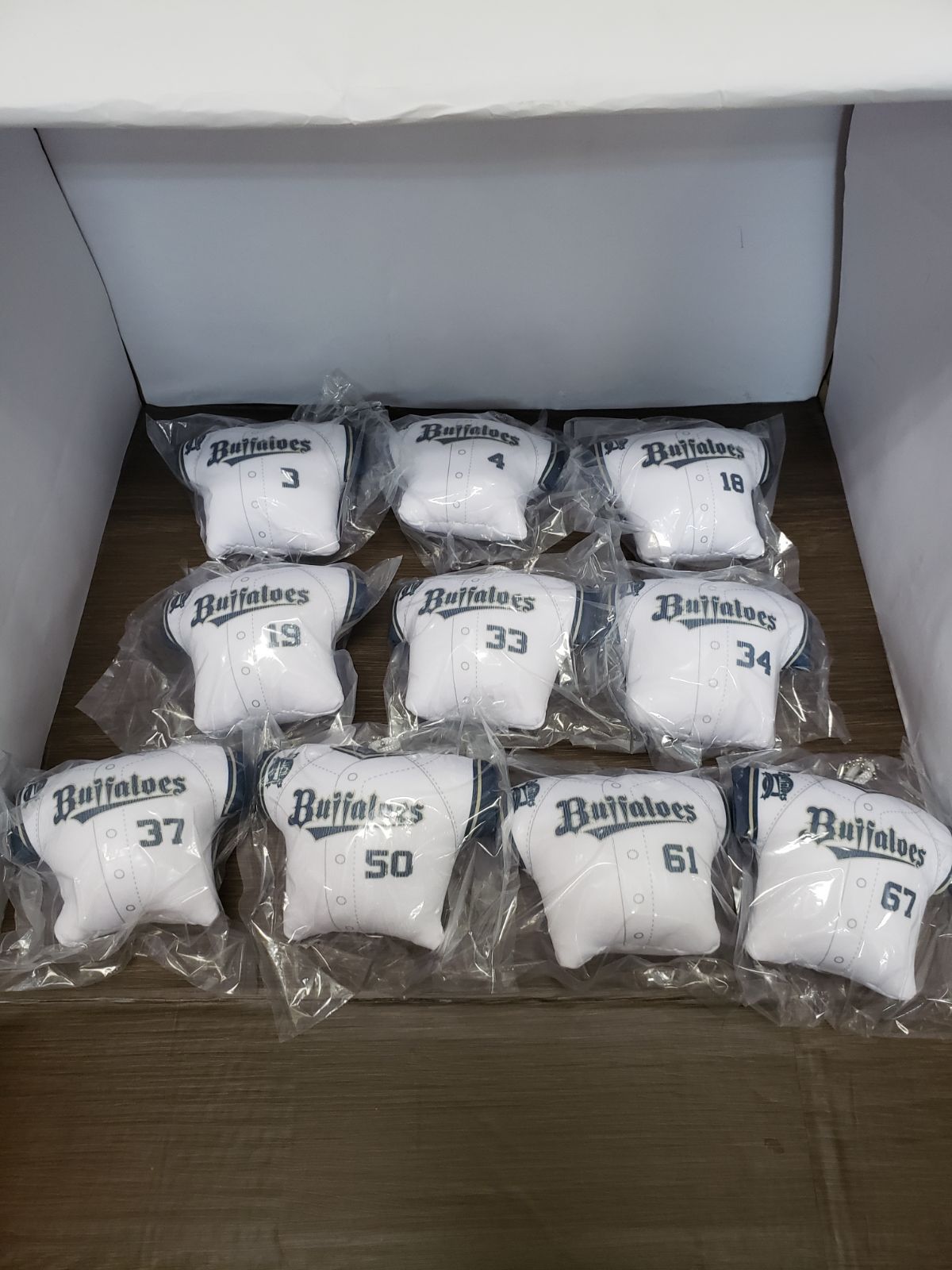 非売品　背番号　オリックス バファローズ　ユニフォーム型　　小 各1　9種類 Buffaloesハイクオリティユニフォーム（ビジター） ナンバー無