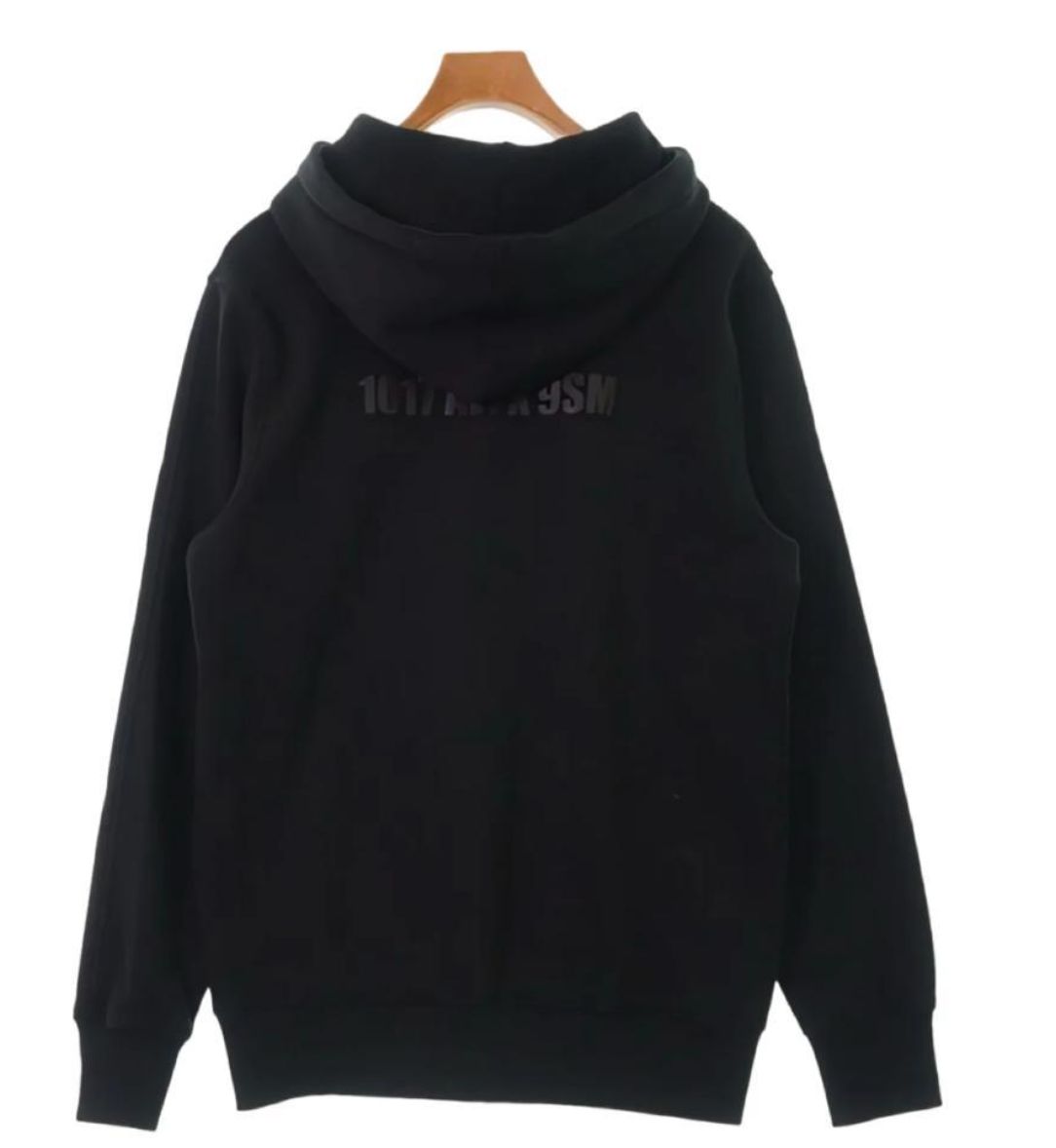 【1017 ALYX 9SM】HOODIE/S　ロゴ パーカー パーカー 1017 ALYX 9SM studded-logo Detail Hoodie | Black | FARFETCH