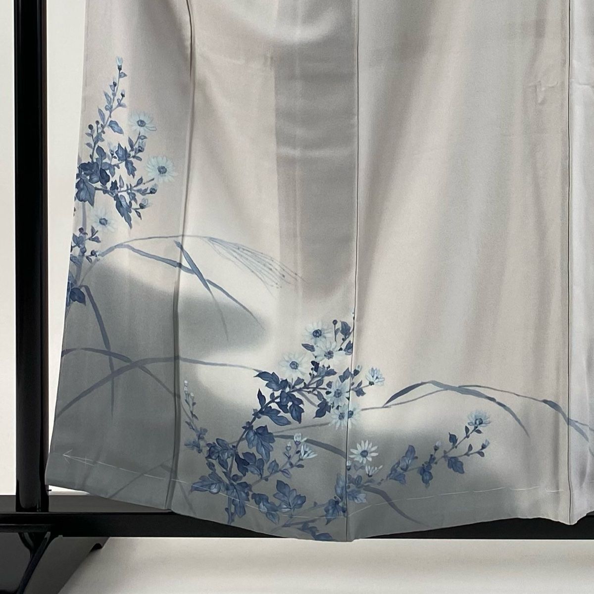 付下げ 身丈159cm 裄丈63cm S 袷 落款 菊 すすき ぼかし 灰紫 正絹 秀品