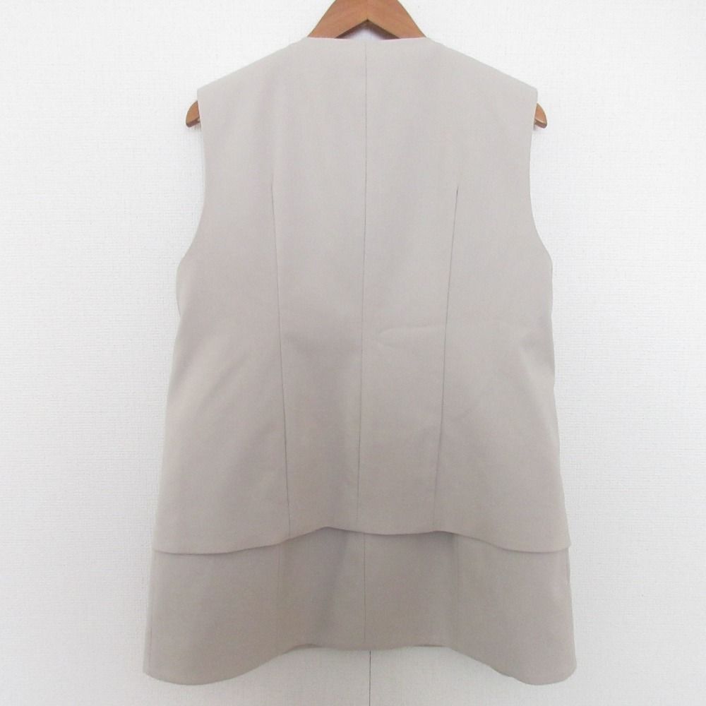 良品 24AW TO BE CHIC トゥービーシック フェイクファー3WAYジレ ベスト サイズX ベージュ レディース 古着 中古 良品 24AW TO BE CHIC トゥービーシック フェイクファー3WAYジレ