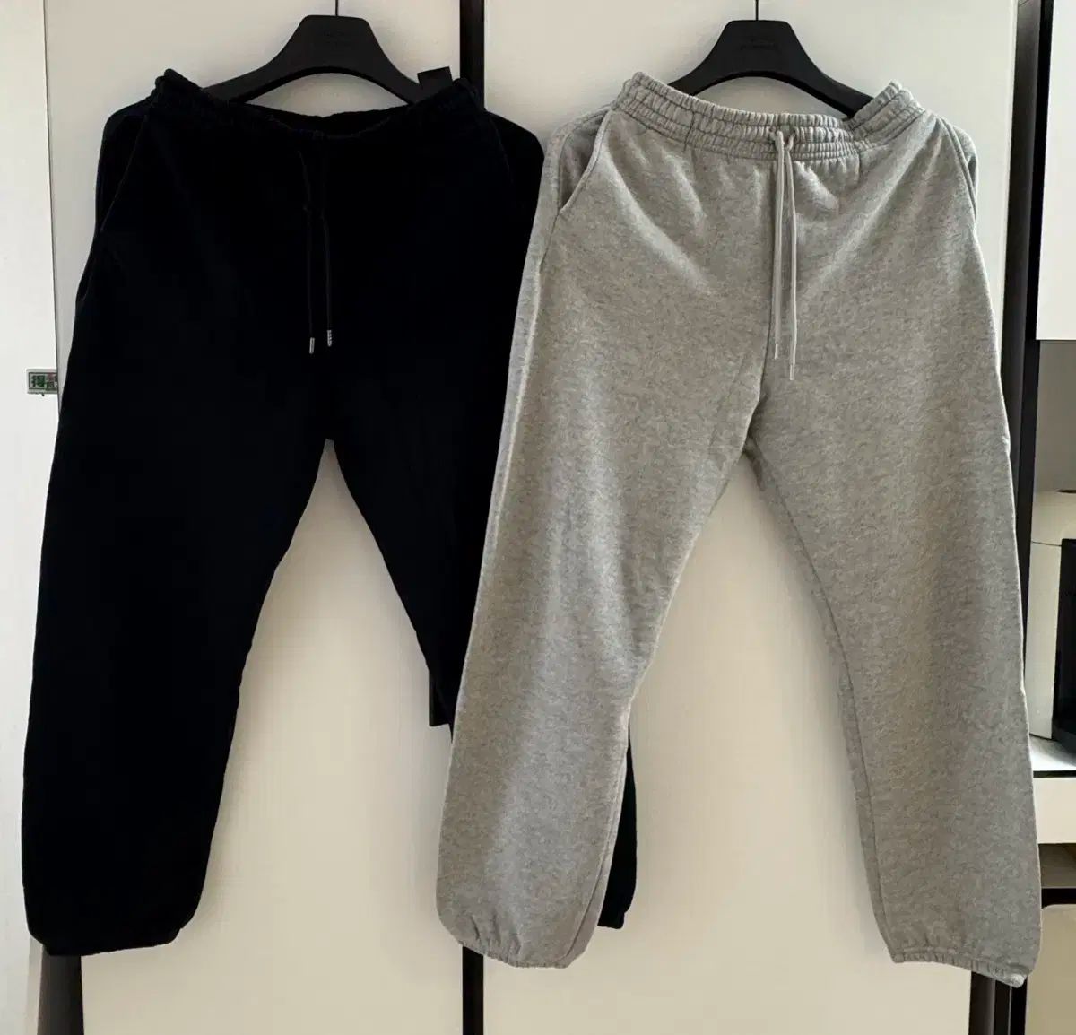 2025年新色！ UNIQLO ユニクロ スウェットパンツ ブラック グレー L 超激安セール開催中です！