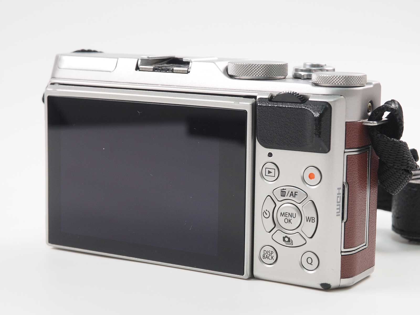 富士フィルム Fujifilm Fuji X-A3 24.2 MP Mirrorless Camera Brown Body [美品] #Z2687A