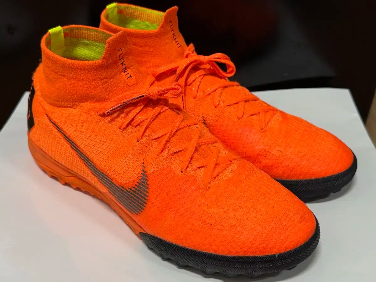 【日本未発売品】マーキュリアルスーパーフライ6エリートAG-PRO 26cm ナイキ マーキュリアル スーパーフライ6 プロ AG 26cm
