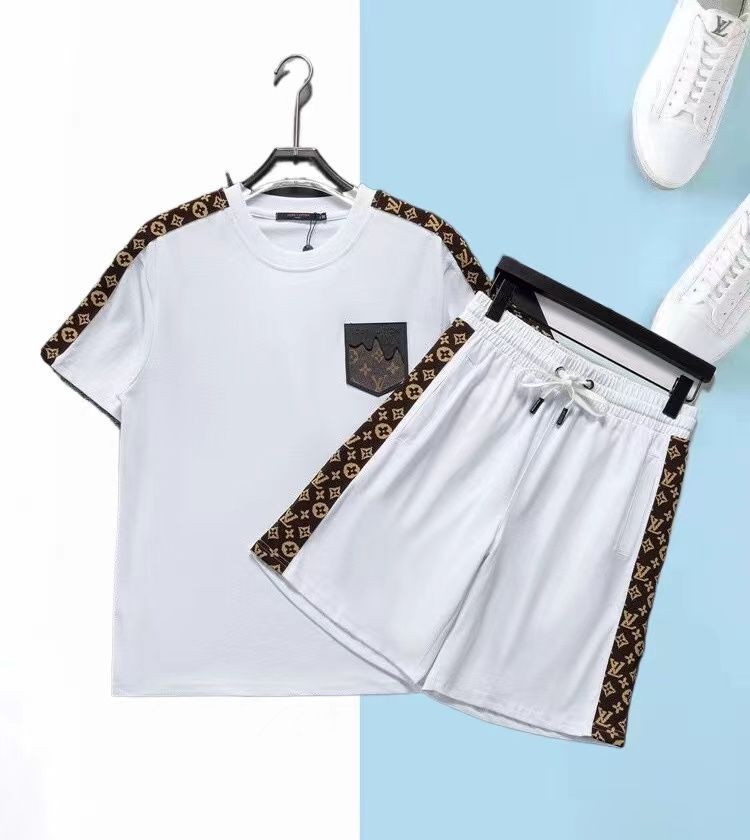 LOUIS VUITTON ルイヴィトン LV t-shirt ショーツ/半袖/上下セット 白