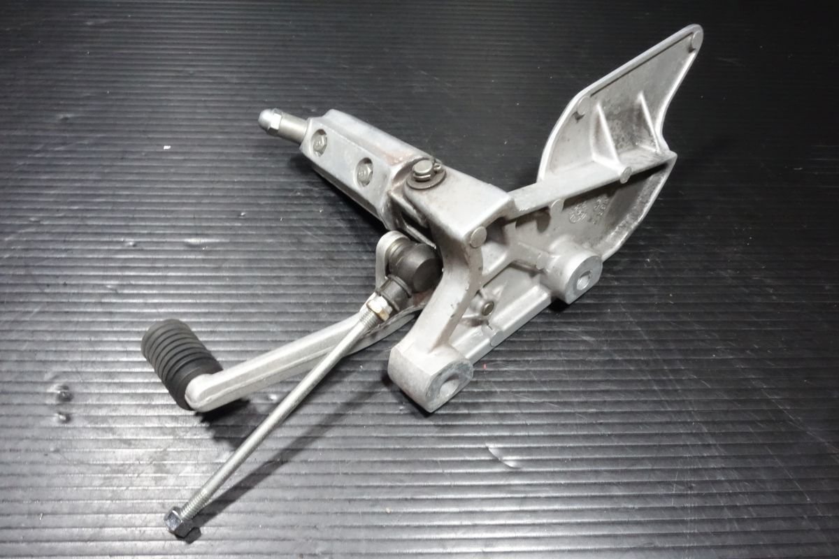 メインステップ ブレーキペダル シフトペダル チェンジペダル ホンダ 純正 CB1300SF SC54 R20250915 BRIGHTFACE_UK