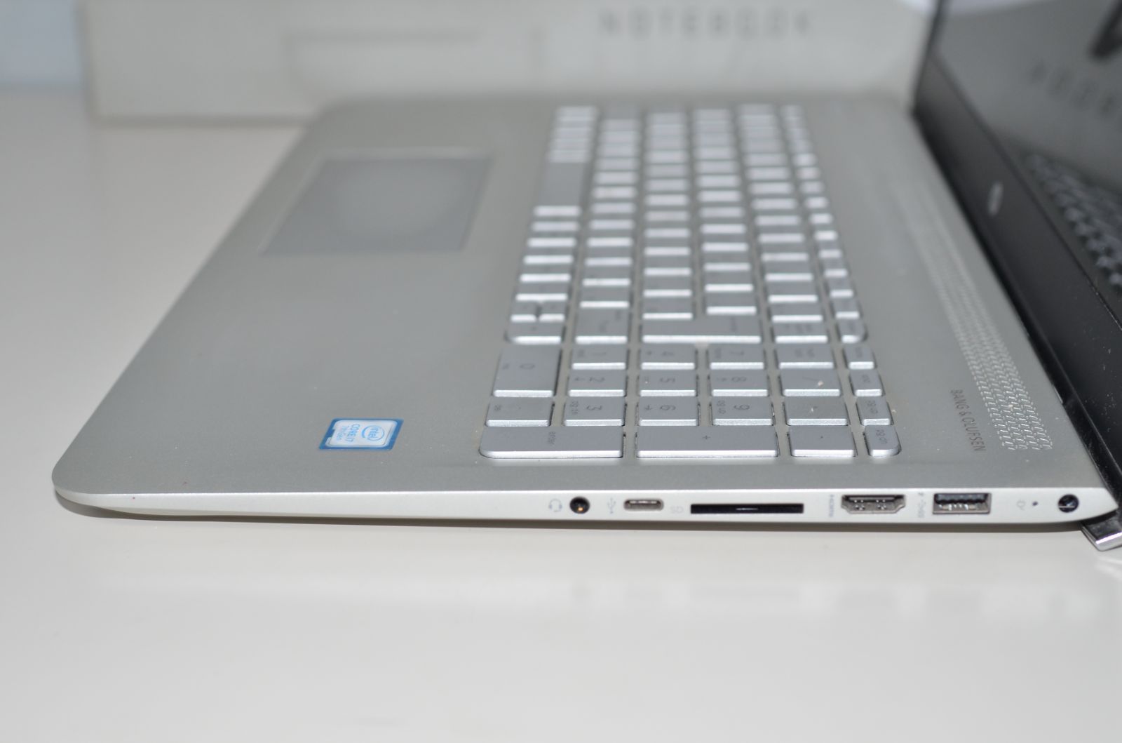 中古ノートパソコン Windows11+office HP ENVY 15-as134TU core i7