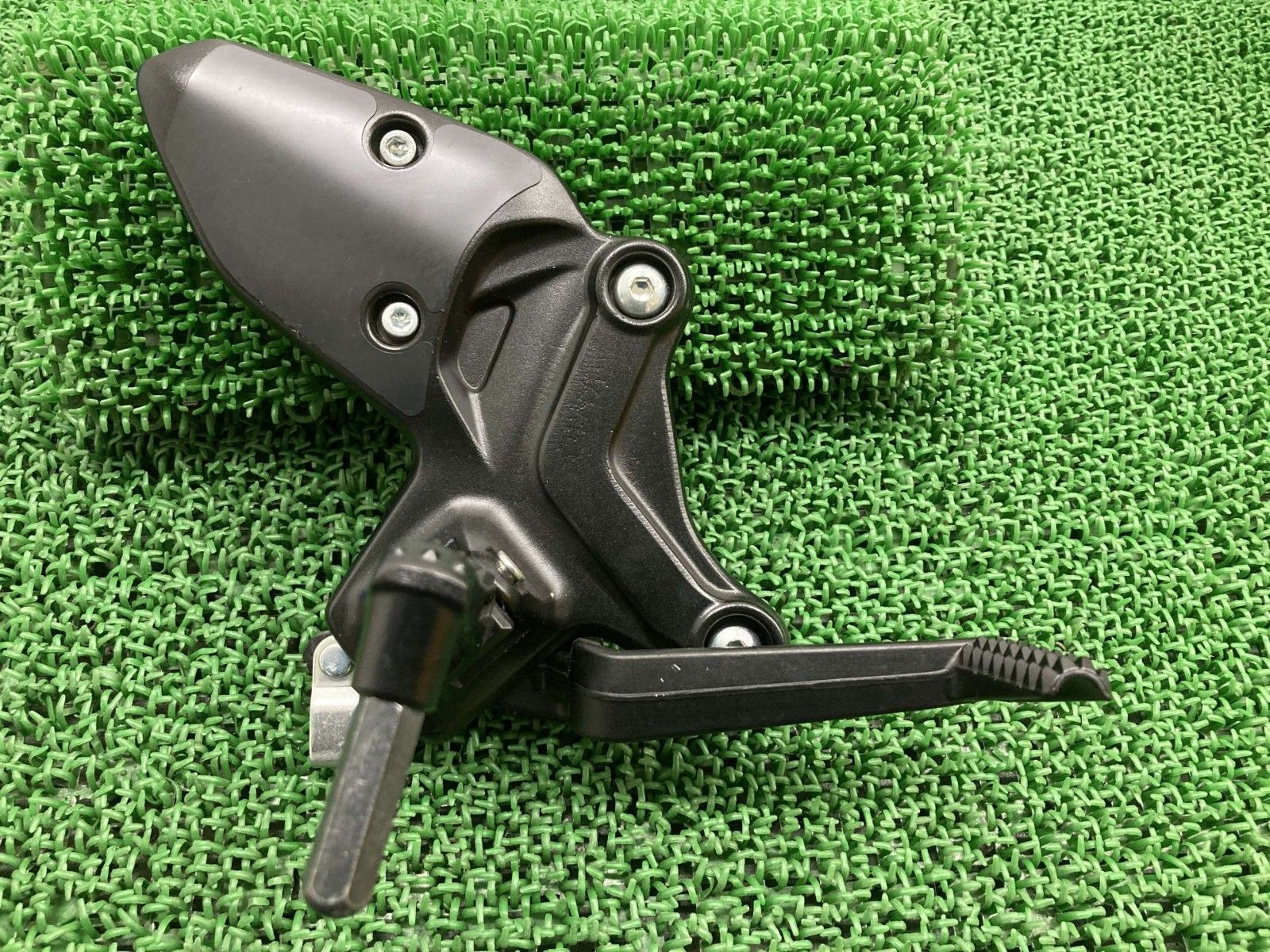 SV650X ステップ 右 298847 スズキ 純正 バイク 部品 VP55B 298848 ブレーキペダル ペグ ペイント素材に 曲がり無し oE