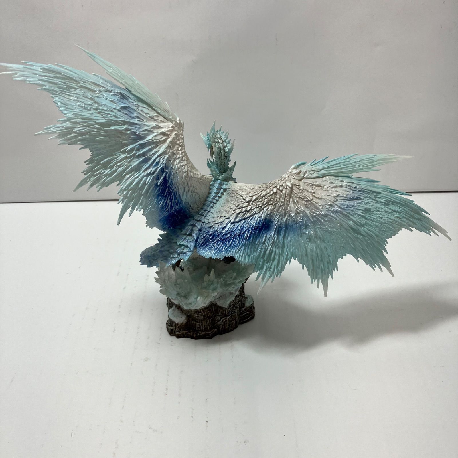 モンスターハンターワールド アイスボーン イヴェルカーナ フィギュア 楽天市場】一番くじ A賞 モンスターハンターワールド：アイス