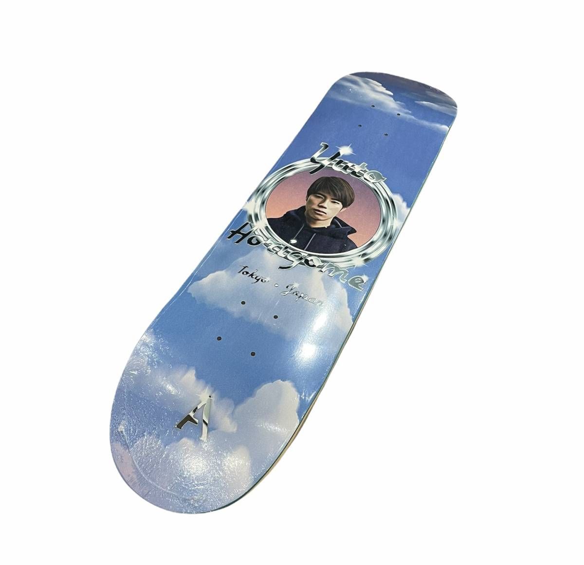 スケートボードのデッキです堀米雄斗デザインデッキ 7.5（12）