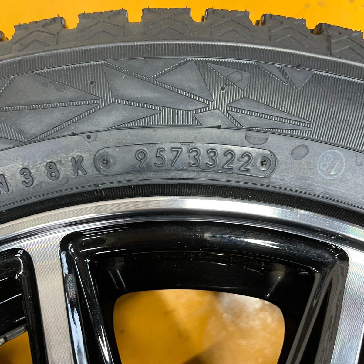 国内正規品】新品タイヤ 205/55R16 91Q TOYO トーヨー OBSERVE GIZ2