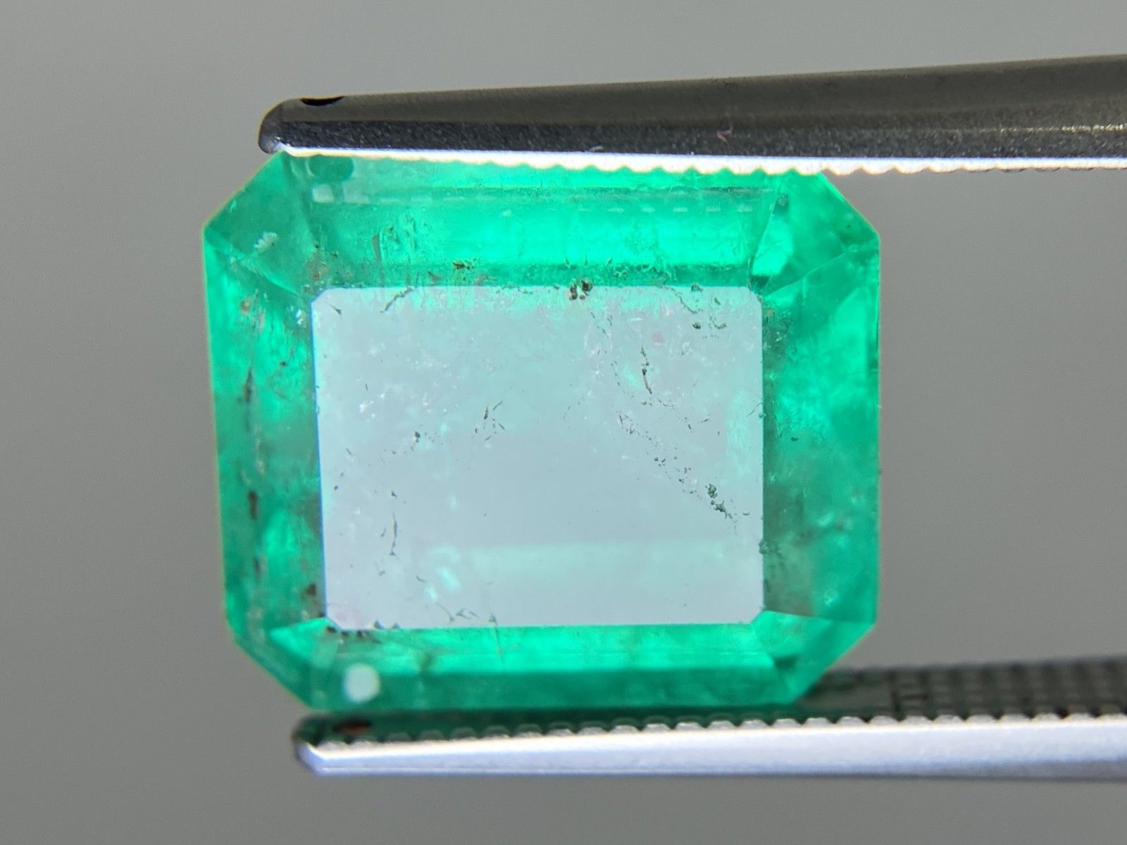 エメラルド 天然 6.121ct コロンビア 中央宝石鑑別書付き 12.44㎜×10.95㎜×6.04㎜ ルース 裸石 6811YY FORTGASGNV_COM_BR