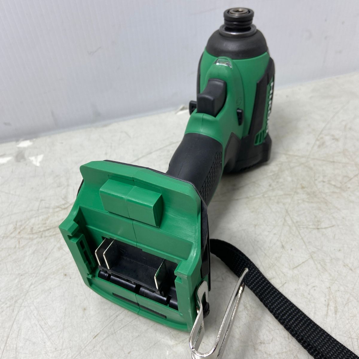 18Vコードレスインパクトドライバ