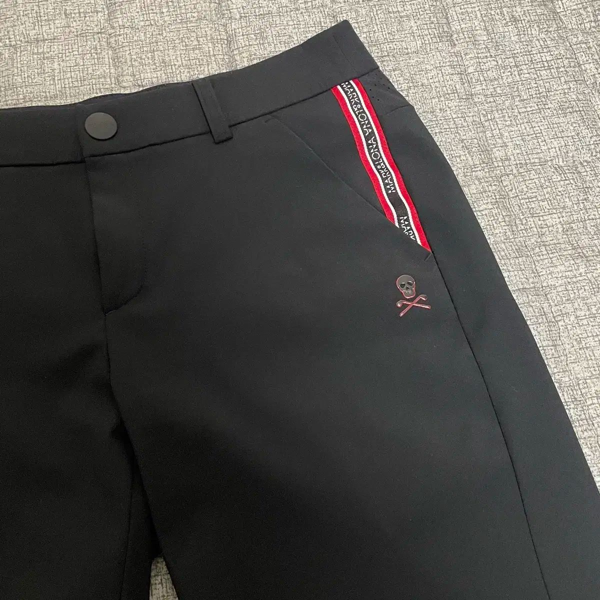 LONA マークアンドロナ