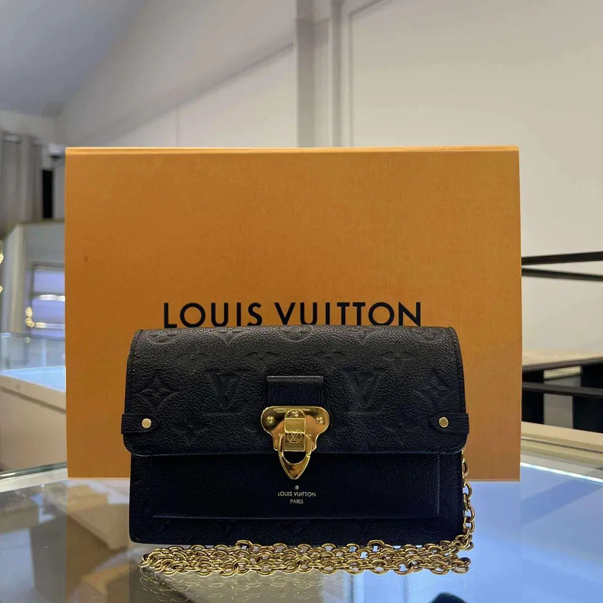 OS Louis Vuitton ルイヴィトン アンプラント バビン チェーン ウォレット