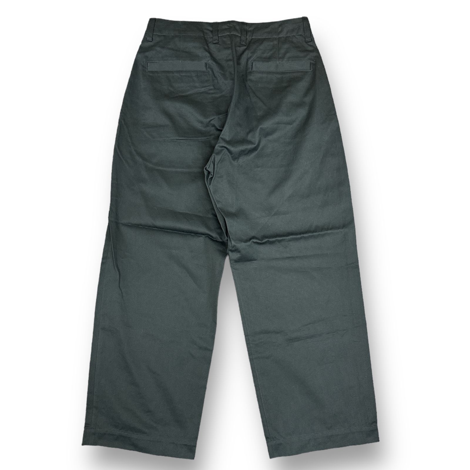 定価24200円 新品 UNIVERSAL PRODUCTS NO TUCK WIDE CHINO TROUSERS 