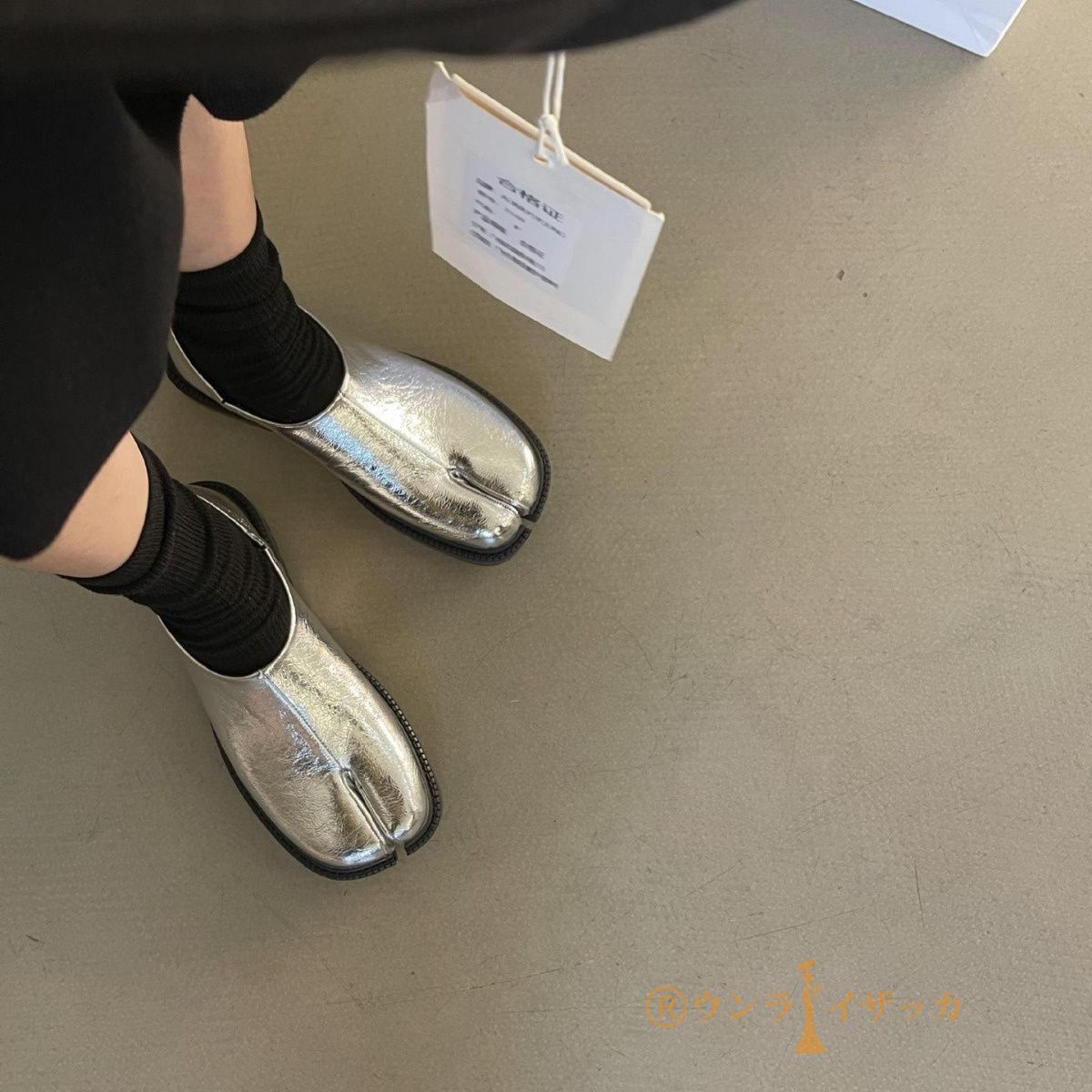 スプリットトゥ 足袋シューズ フラット ぺたんこ パンプス スリッポン レザー調 スプリットトゥ 足袋シューズ フラット ぺたんこ パンプス スリッポン