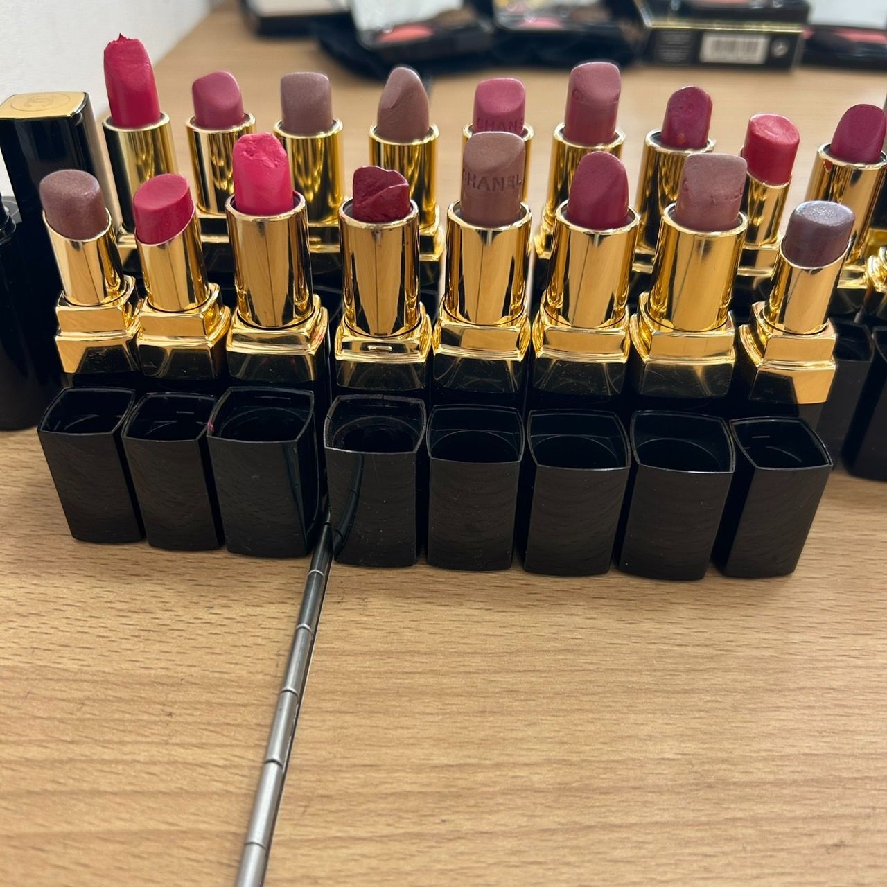 CHANEL コスメ　大量まとめ売り CHANEL シャネル コスメ 化粧品 大量 まとめ セット フェイス