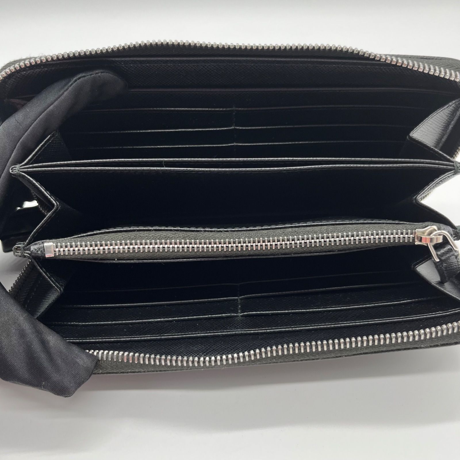 極美品】PRADA サフィアーノ ラウンドファスナー プラダ 長財布 黒