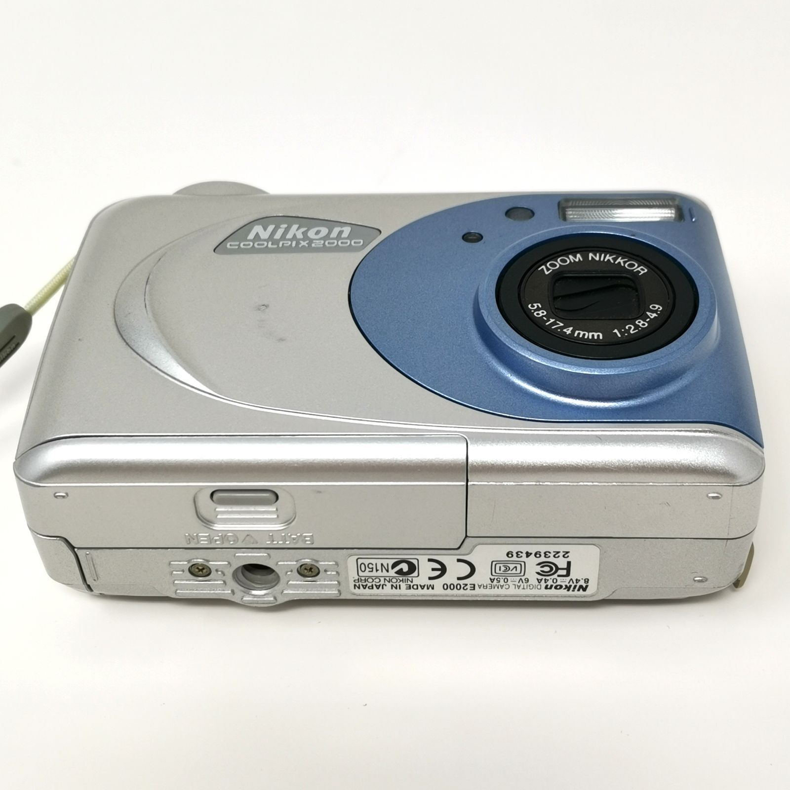 coolpix 2000