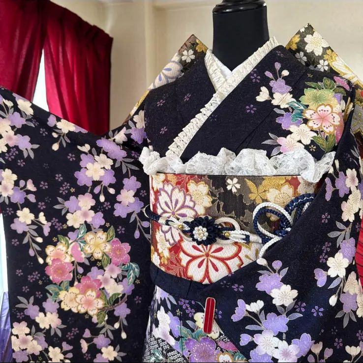 振袖フルセット(7点)・濃紺・濃紫・金通し地・古典柄・金駒刺繍