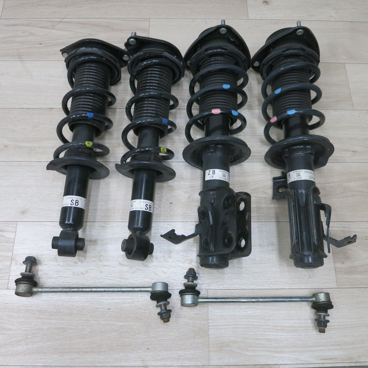 1台分◆トヨタ GR86 RZグレード スバル BRZ 純正 サスペンション セット 20310CC020 20310CC030 20365CC010 ショック スプリング 等◆