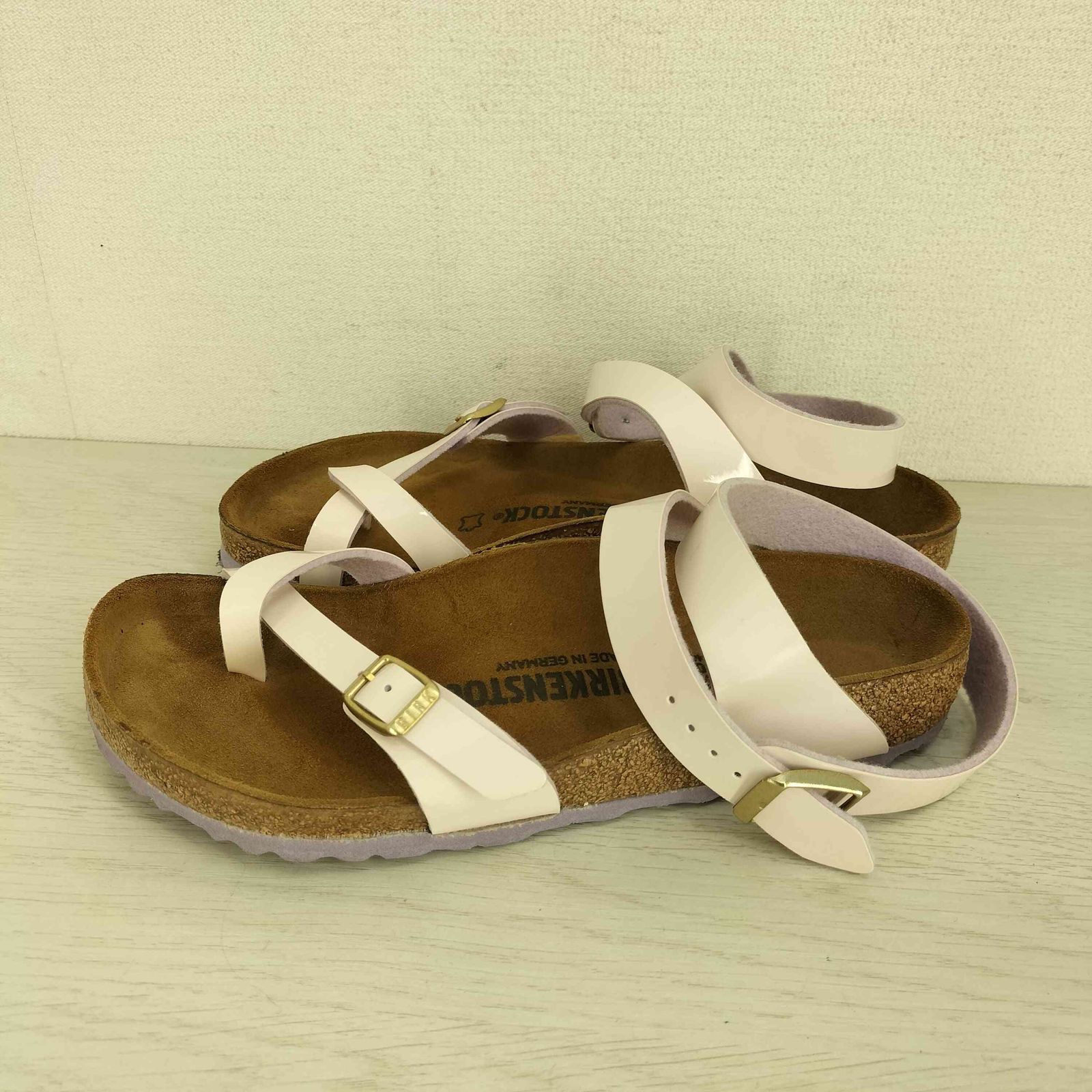 未使用　BIRKENSTOCK  YARA/ヤラ 2トーンパテントサンダル ビルケンシュトック BIRKENSTOCK YARA ヤラ 2トーンパテント