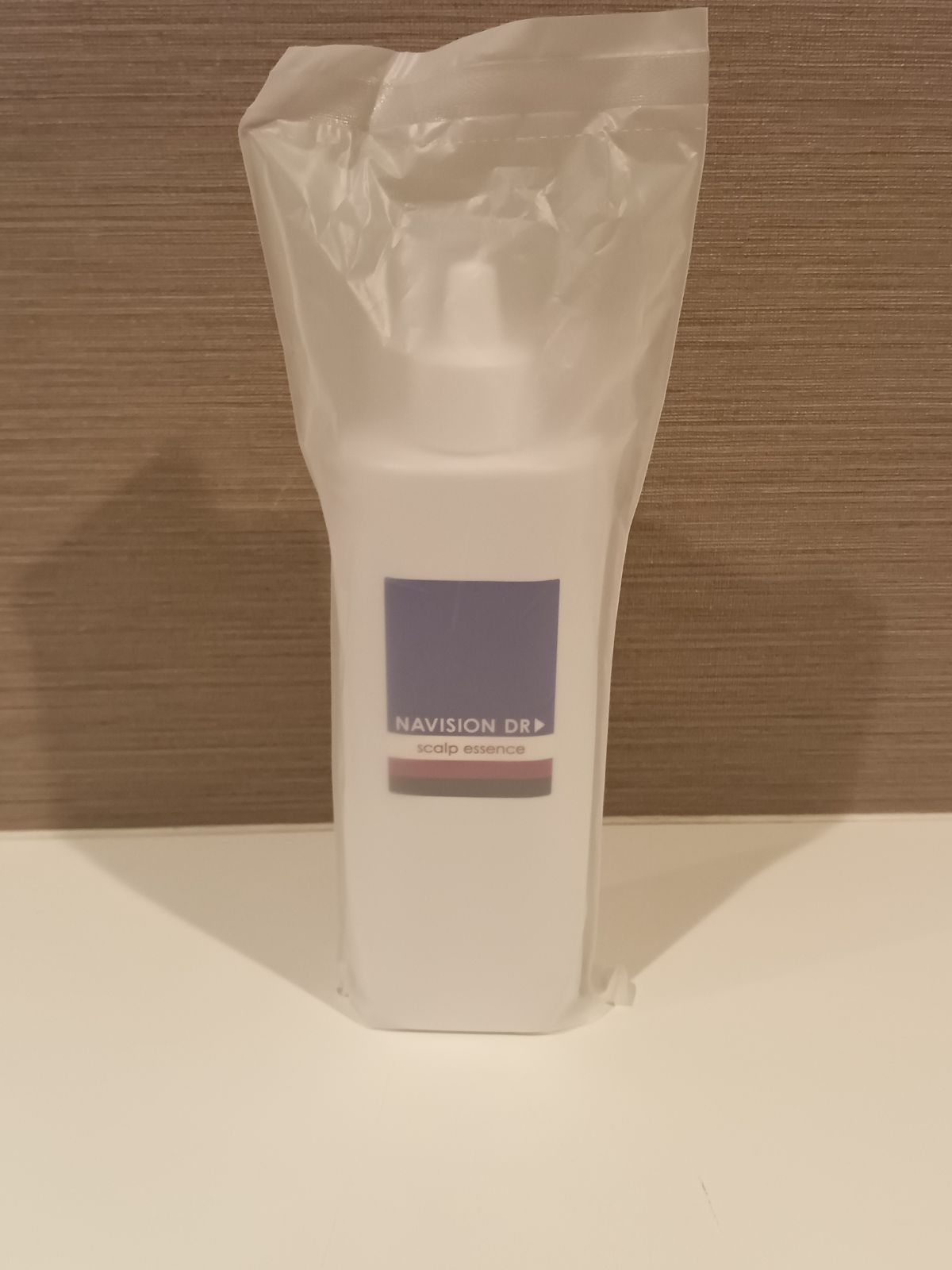 新品 未開封 資生堂ナビジョン薬用スカルプエッセンス ニュースキン